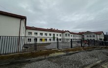 Фото 8: Будівництво школи № 41 у Брюховичах: триває монтаж стель, освітлення, завершуються підлогові роботи