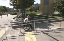 Фото 8: У Львові разом із активістами перевіряють міські установи на доступність: зауваження виправлятимуть (відео)