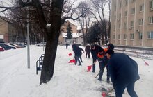 Фото 19: Працівники Львівської мерії долучились до прибирання міста від снігу