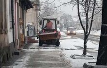 Фото 36: Впродовж дня снігоприбиральна техніка працюватиме в робочому режимі