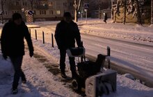 Фото 77: Минулої ночі в місті працювало 95 одиниць техніки, для посипання доріг використано 492 м3 піскосуміші