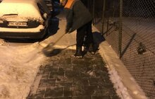 Фото 3: Для посипання доріг від ожеледиці минулої доби використано 527 м3 піскосуміші та 186 м3 солі