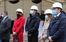 Фото 10: У Львові заклали капсулу під будівництво нової лікарні Медичного центру Святої Параскеви