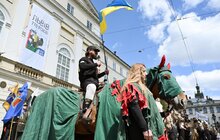 Фото 10: На День міста у центрі Львова замайоріли прапори військових та оборонних сил України (фото/відео)