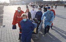Фото 9: Пацієнтку з Турки доставили у львівську лікарню гвинтокрилом 