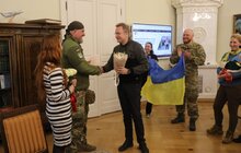 Фото 4: У львівській Ратуші одружилися військовий та волонтерка