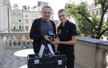 Фото 7: Захар Щурко розробив портативну зарядну станцію для військових
