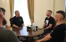 Фото 7: Учасники рок-гурту «Жадан і Собаки» стали амбасадорами проєкту UNBROKEN