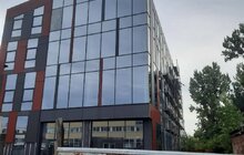 Фото 3: Суд зобов’язав підприємця знести самовільно добудований поверх торгово-офісного центру на вул. Промисловій