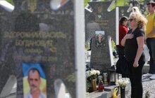 Фото 9: У Львові на Личакові вшанували Героїв України