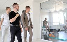 Фото 4: Helsi та БФ «Незламні» оголосили збір на спеціалізований апарат для UNBROKEN KIDS