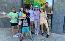 Фото 5: Львівські діти зібрали у США мільйон гривень на бойовий літак