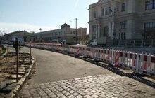 Фото 8: Реконструкція пл. Двірцевої: 70% інженерних мереж вже замінені