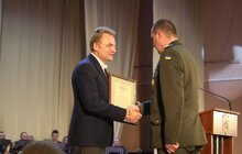 Фото 12: Андрій Садовий привітав військовослужбовців з Днем Збройних Сил України та вручив їм відзнаки
