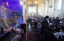 Фото 31: На Різдво у Львові організували святковий обід для найбільш потребуючих