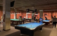 Фото 6: Пацієнти центру НЕЗЛАМНІ спробували новий вид реабілітації – гру в більярд