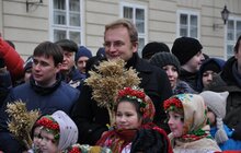 Фото 1: «Бог дає випробування тим людям, які можуть їх подолати», - А. Садовий