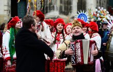 Фото 8: Центром Львова пройшла Святкова хода звіздарів