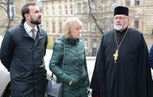 Фото 8: Розпочато реставрацію даху монастирських приміщень колишнього костелу францисканок (нині — храм св. Івана Золотоустого)
