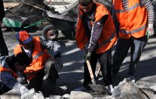 Фото 5: На проспекті Свободи влаштовують бруківку