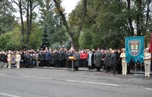 Фото 1: «Вам треба дуже добре вчитись, здобувати свій фах, жити за тою присягою, яку ви приймали», - А. Садовий ліцеїстам ім. Героїв Крут