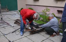 Фото 12: «Це приклад того, як школа, звернувши увагу на проблему енергоефективності, зробила щось конкретне та отримала від цього користь», – В. Довжик