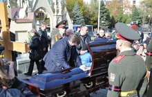 Фото 4: «Сьогодні ми прощаємося з великим українцем, великим львів’янином. Його слово завжди потрапляло у ціль», - А. Садовий