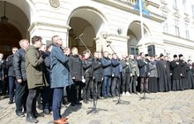 Фото 9: У центрі Львова урочисто заспівали Гімн України