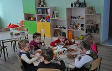 Фото 6: «Дуже важливо, щоб кожного місяця ми відкривали додаткові групи і за 2016-17 роки ми забули про проблему з місцями у садочках», - А. Садовий