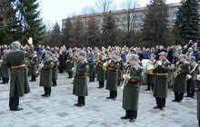 Фото 12: «Війна завершується тоді, коли з почестями хоронять останнього воїна, який брав в ній участь», - А. Садовий