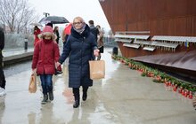 Фото 27: Родини Героїв Небесної Сотні прикрасили Меморіал пам’яті Героїв Небесної Сотні до новорічних та різдвяних свят