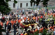 Фото 29: У Львові тисячі вірян попрощались з Блаженнішим Любомиром Гузаром