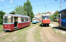 Фото 1: У Львові відбулася виставка трамвайних вагонів різних епох