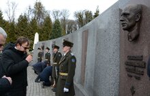 Фото 24: Львів відзначає День Соборності України та 101-шу річницю Акту злуки УНР та ЗУНР