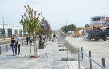 Фото 5: Мерія закликає водіїв приватних авто не паркуватися у частині пл. Двірцевої, де знаходяться зупинки громадського транспорту і пішохідна зона