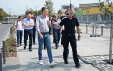 Фото 13: Мерія закликає водіїв приватних авто не паркуватися у частині пл. Двірцевої, де знаходяться зупинки громадського транспорту і пішохідна зона