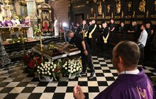 Фото 2: У Львові поховали перших загиблих внаслідок ворожого ракетного обстрілу міста