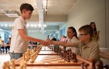 Фото 6: Юні шахісти проти чемпіонів: у Львові відбувся сеанс одночасної гри з шахів