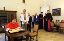 Фото 10: Державний Секретар Ватикану кардинал П’єтро Паролін поблагословив Львів