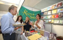 Фото 10: На 25 Book Forum мер Львова придбав більше двох десятків книжок, однак відвідає ярмарок ще завтра