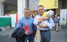 Фото 14: На 25 Book Forum мер Львова придбав більше двох десятків книжок, однак відвідає ярмарок ще завтра