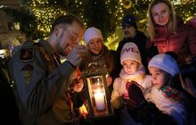 Фото 13: У Львові відкрили центральну міську ялинку