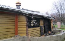 Фото 8: Під час пожежі в дерев'яній церкві Стрітення Господнього потерпілих немає