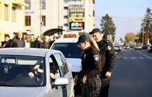 Фото 9: Вже місяць у приєднаних до Львова громадах працюють поліцейські офіцери (відео)