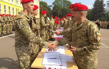 Фото 6: Сьогодні на плацу Національної академії сухопутних військ імені гетьмана Петра Сагайдачного Військову присягу на вірність українському народові склали близько 500 першокурсників