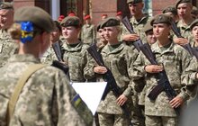 Фото 4: Першокурсники Національної академії сухопутних військ присягнули на вірність українському народові