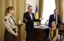Фото 11: Пластуни передали мерії Вифлеємський вогонь миру