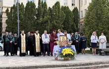 Фото 1: Майбутні лікарі та фармацевти склали Клятву: у Львові відбувся випуск студентів медуніверситету