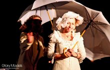 Фото 76: Відкриття фестивалю «Золотий лев» вуличною виставою «Вишневий сад» за п'єсою А. П. Чехова