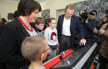 Фото 15: У Львові для шкіл закупили ще одну наукову мобільну лабораторію — мистецьку